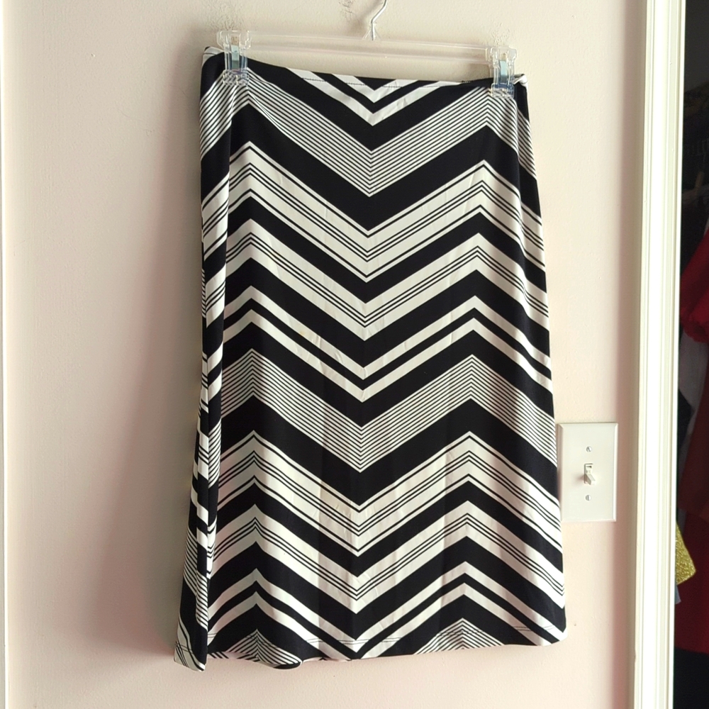 Black and White Chevron Skirt